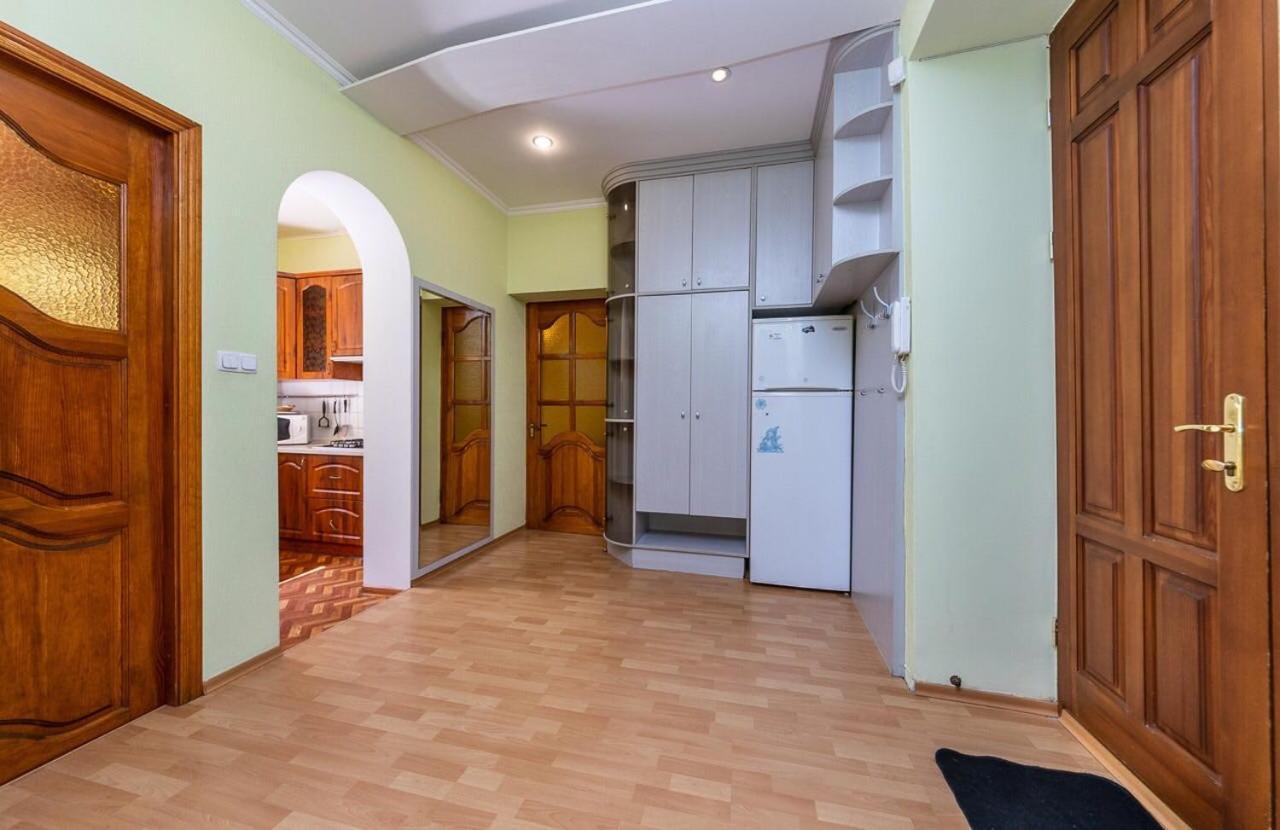 Alex Apartments Near Independence Square - Kiev Экстерьер фото
