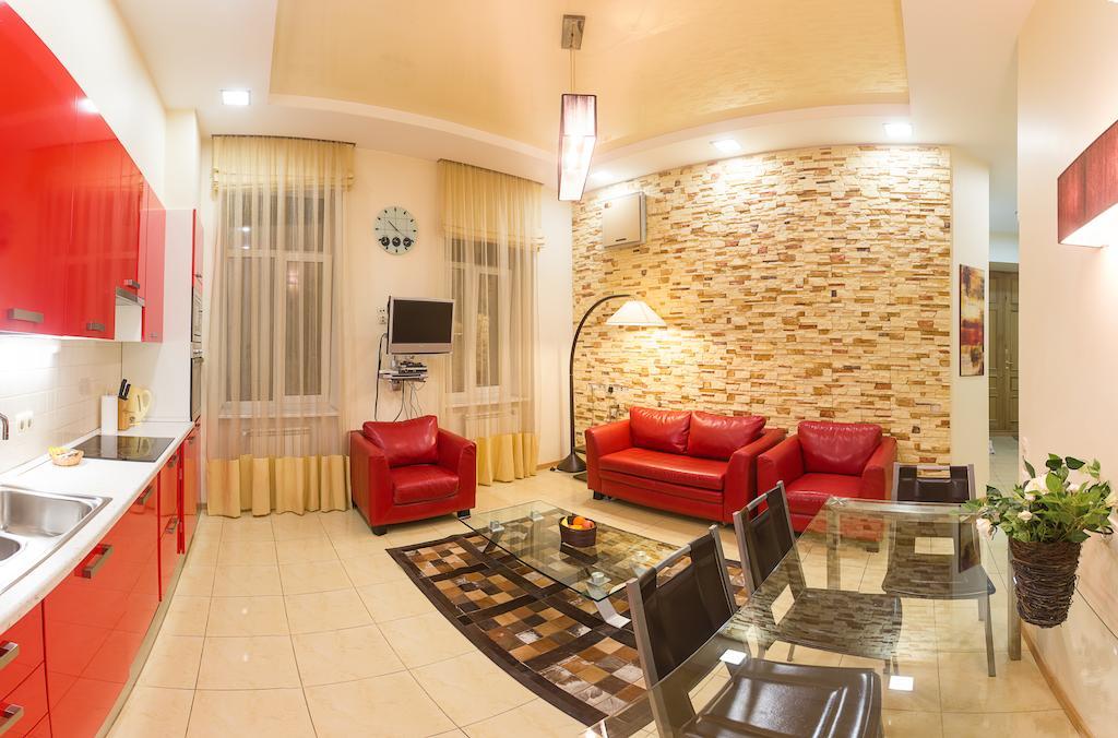 Alex Apartments Near Independence Square - Kiev Номер фото
